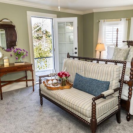 White Doe Inn Bed & Breakfast Manteo Exterior foto